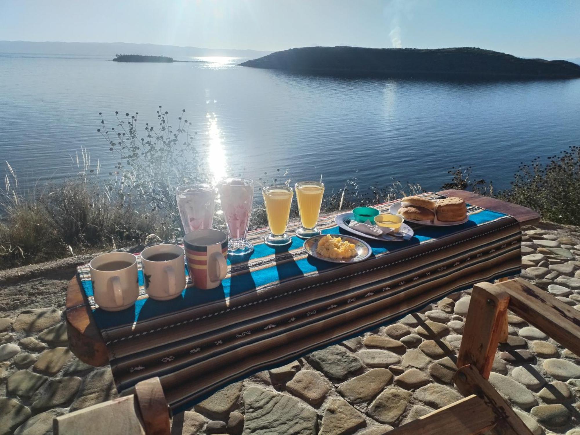 Ecolodge Inti Wata Comunidad Challapampa Esterno foto